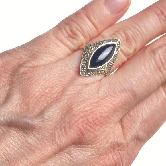 Sterling Silver Marcasite Black Onyx Art Deco Style Ring 925 Size 5.5 - Picture 2 of 10